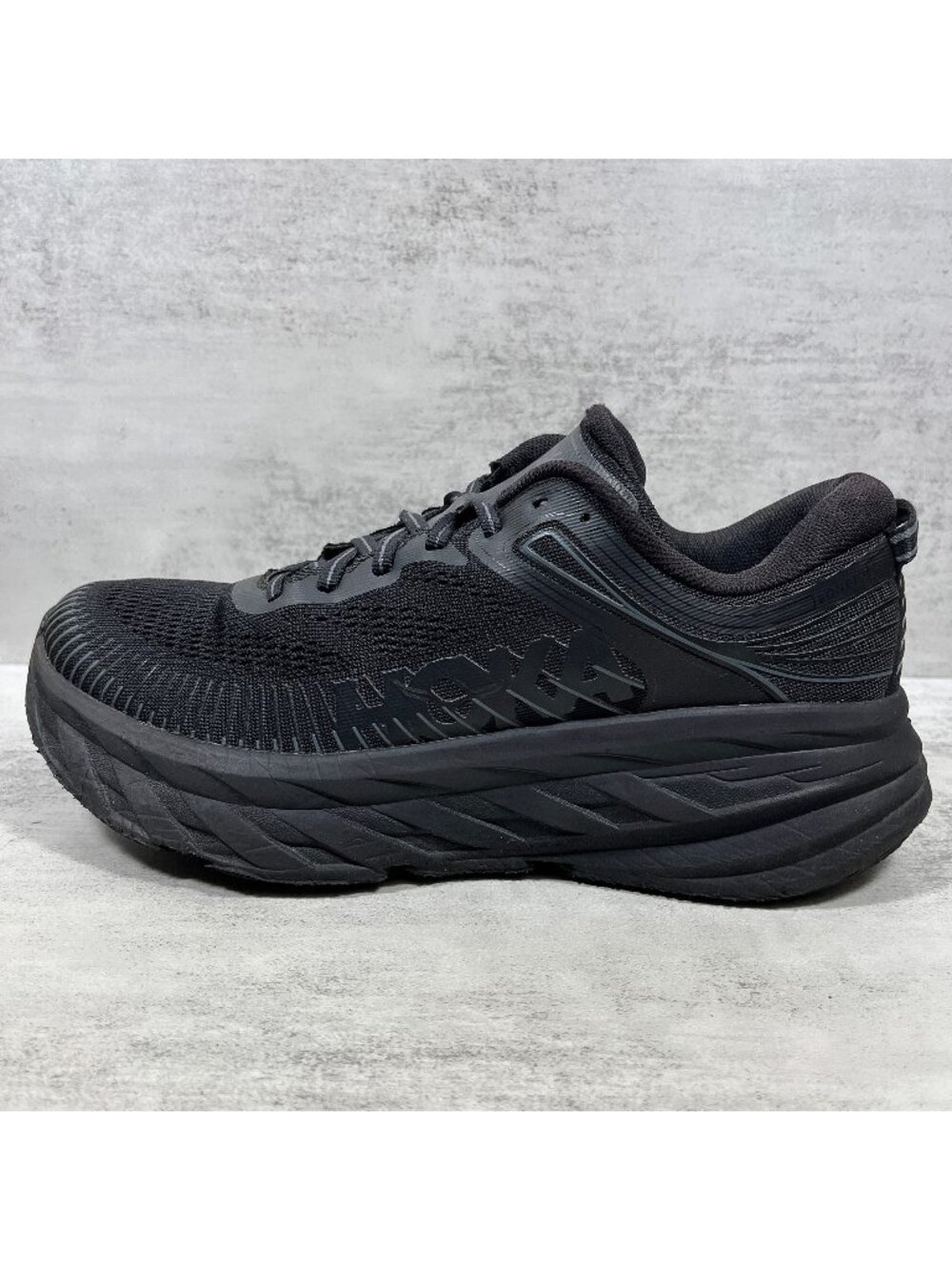 Hoka One One Bondi 7 Running Shoes - Women's Size 9 - Black